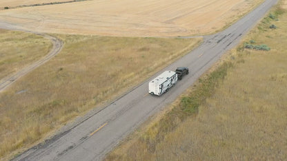 Video of caravan being towed